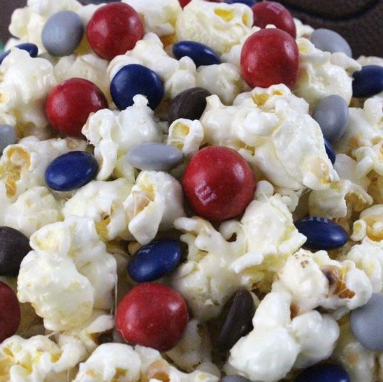 Easy super bowl recipes -fun football themed party