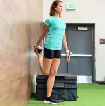 standing quad stretch