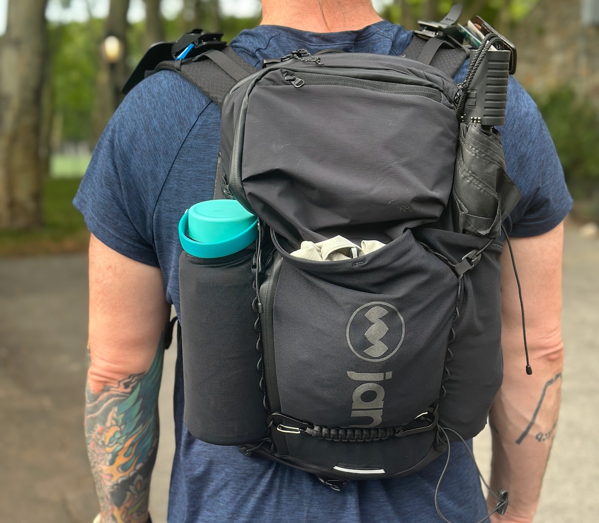 Janji Revy Pack Packed